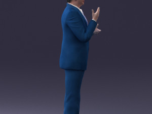man in coat 0513 Modèle 3D