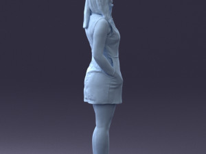 woman with smartphone 0122-2 3d print ready Modelo de Impressão 3D