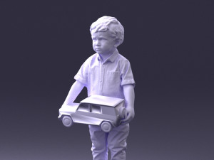 000194 Sad Little Boy Holding Toy Car 1016 3Dモデル