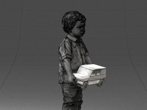 000194 Sad Little Boy Holding Toy Car 1016 3Dモデル