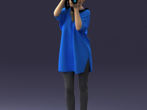 000143 Young Woman with a Camera 0629 3dp 3D Принт Модель