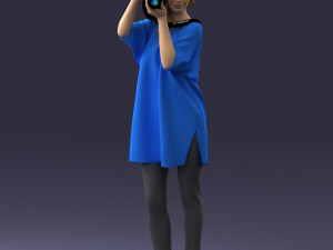 000143 Young Woman with a Camera 0629 3dp 3D Принт Модель