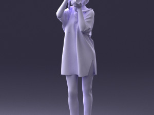 000143 Young Woman with a Camera 0629 3dp 3D Принт Модель