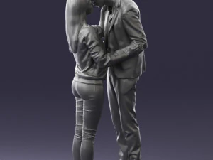 000444 Realistic Young Couple Embracing 3dp 3D Print Model