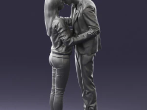 000444 Realistic Young Couple Embracing 3dp 3D Print Model