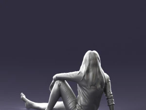000468 Seated Casual Woman 3D Model