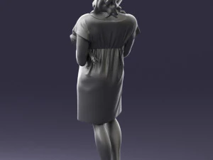 000479 Pregnant Girl with White Roses 3D Model