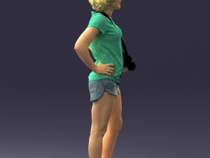 woman in green t-shirt 0229 Modèles 3D en vedette