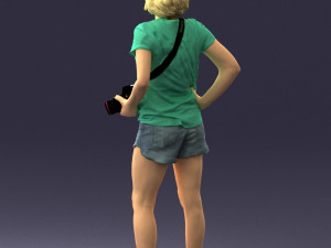 woman in green t-shirt 0229 Modèles 3D en vedette