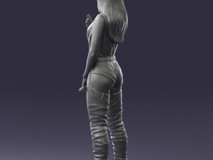 woman with a microphone 0233 Model 3D