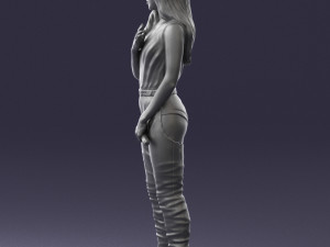 woman with a microphone 0233 Model 3D
