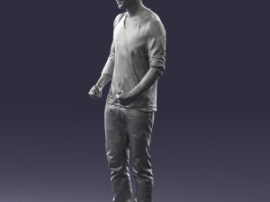 man in gray t-shirt 0335 3d print ready Modelo de Impressão 3D