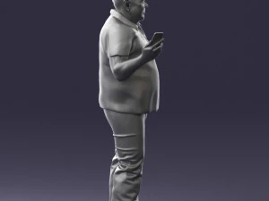 man in t-shirt with phone 0464 3d print ready 3D Print Model