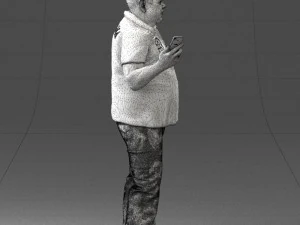 man in t-shirt with phone 0464 3d print ready 3D Print Model