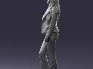girl in red suit 0468 Modelo 3D