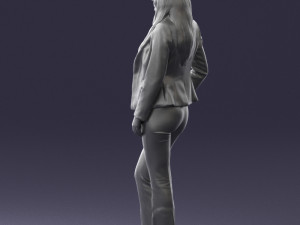 girl in red suit 0468 Modelo 3D