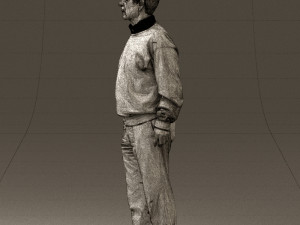 old man in black sweater 0563 Modèle 3D