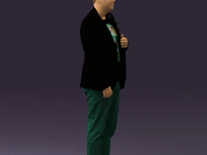 Mann in schwarzem Top und gr&uuml;ner Hose 0610 3D-Druck bereit 3D Druckmodell