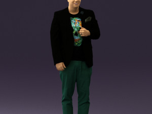 man in black top green pants 0610 3d print ready 3D प्रिंट मॉडल