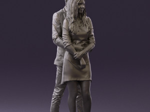 man in gray hugs woman 0629 3D 模型