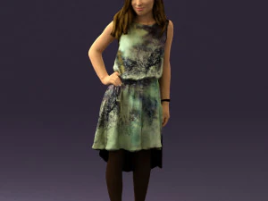 Frau im steinschwarzen Kleid 0632 3D Modell