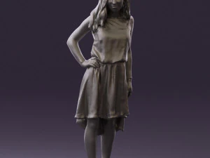 Frau im steinschwarzen Kleid 0632 3D Modell