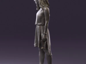 Frau im steinschwarzen Kleid 0632 3D Modell
