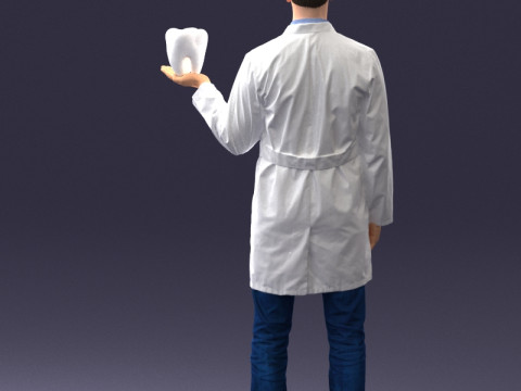000088 Dentist Holding a Tooth 1030 3D Model