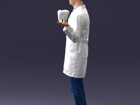 000088 Dentist Holding a Tooth 1030 3D Model