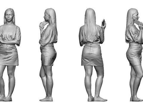 S00042 Стоящая женщина со смартфоном 3D Модель