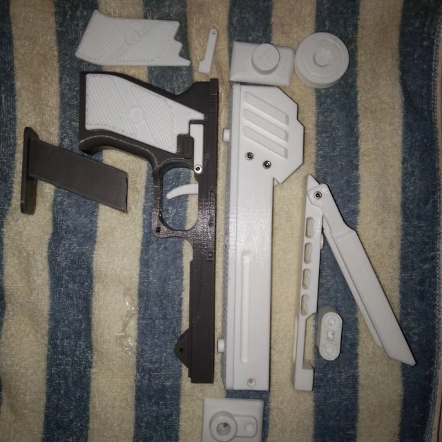 स्टार-वॉर्स स्टॉर्म-ट्रूपर हैंड-ब्लास्टर 3D प्रिंट मॉडल .c4d .max .obj .3ds .fbx .stl .blend 