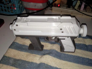 स्टार-वॉर्स स्टॉर्म-ट्रूपर हैंड-ब्लास्टर 3D प्रिंट मॉडल