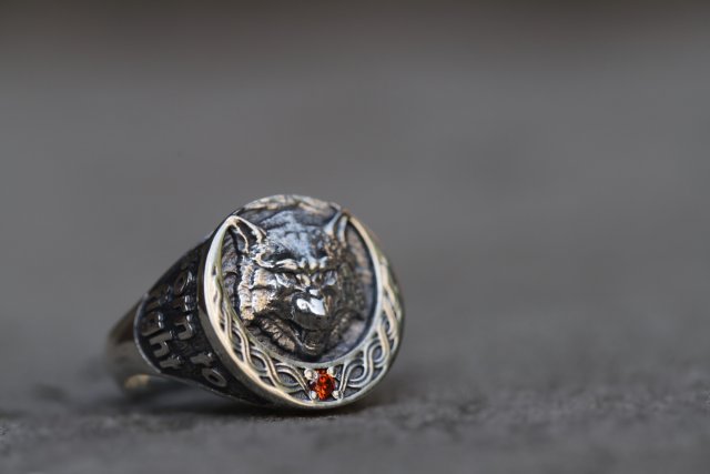 ring with a wolf Model Cetak 3D .c4d .max .obj .3ds .fbx .stl .blend