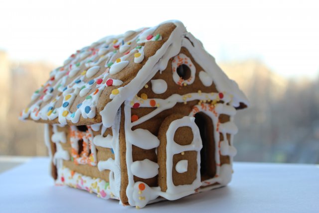 gingerbread house cookie cutters 3D Model .c4d .max .obj .3ds .fbx .stl .blend 