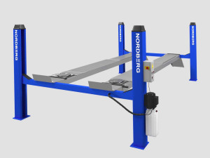 4 post car lift 3D Model