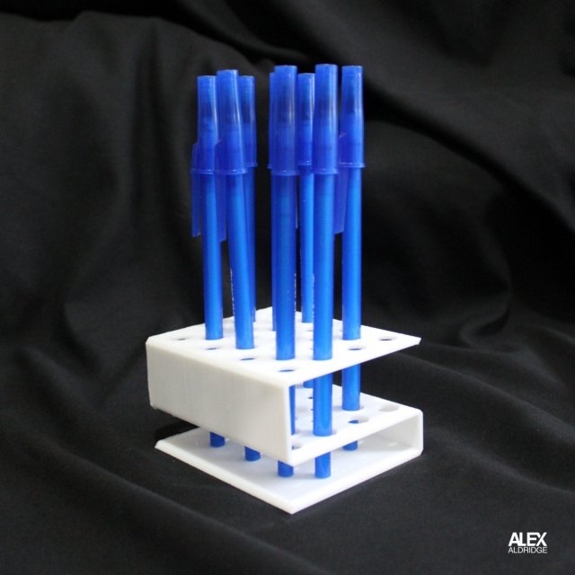 3D Pen-Pencil Holder Organizer 3D-printmodel .c4d .max .obj .3ds .fbx .stl .blend 