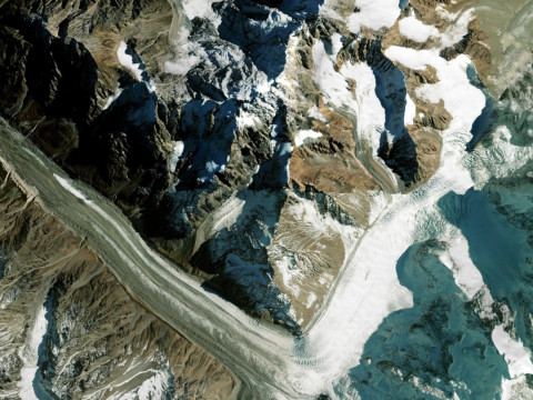 Paesaggio montano Ghiacciaio Ullu Chyran Caucaso Modello 3D