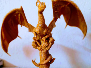 dragon on broken tree 3D Print Model