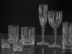 glass stemware and tumblers 3D Model