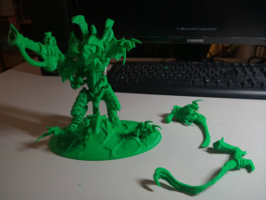 supreme hive bug lord Modelo de Impressão 3D