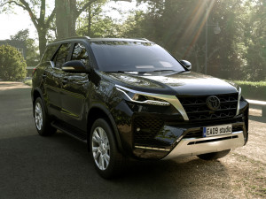 2022 Toyota Fortuner Legender 3D 모델