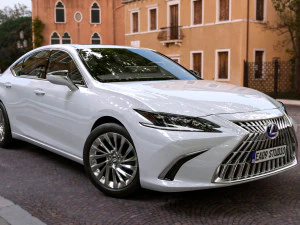 2023 Lexus ES300h Hybrid 3D Model