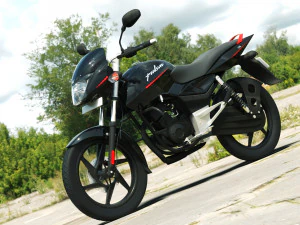 pulsar 125 Modello 3D