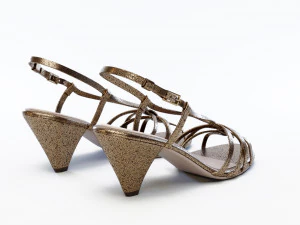 piton desenli sandalet 3D Model