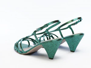 piton desenli sandalet 3D Model