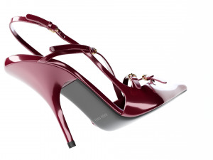 Miu Miu Patent Leather Slingbacks with Buckles Modelo 3D
