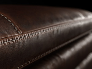 old leather ottoman 3D मॉडल