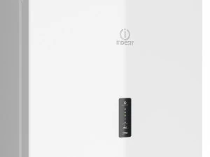 refrigerator indesit df 5200 w 3D Model
