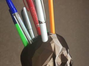 lowpoly skull penholder 3D Print Model