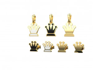 皇后吊坠和耳环国际象棋套装 3D 模型